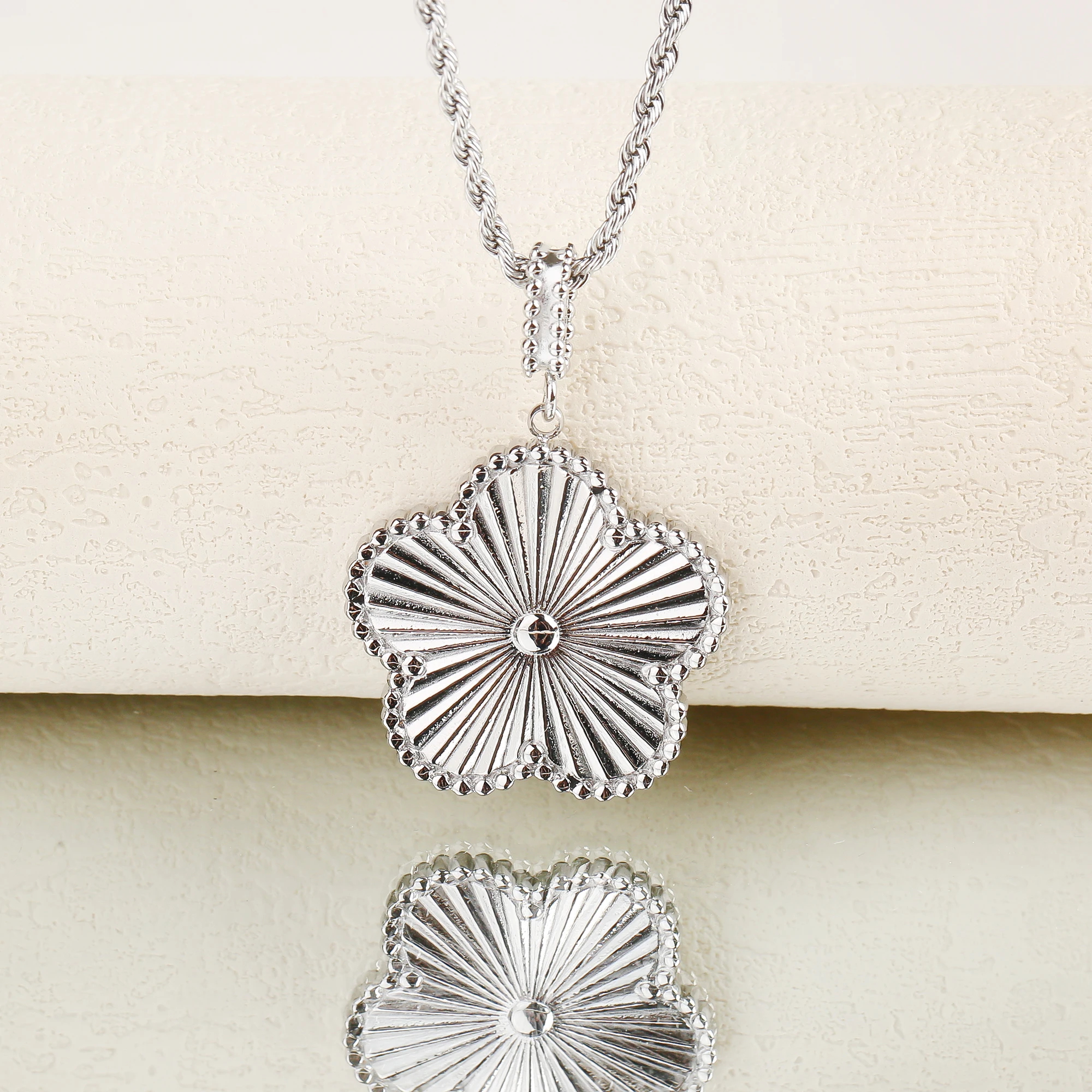 Classic 45cm/60cm Stainless Steel Metal Laser Sweater Chain Pendant Necklace Luxury for Woman Party New Trend Jewelry Clover - Image 4