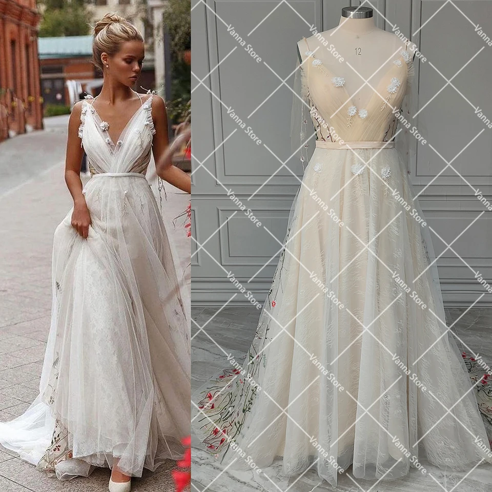 カラフルな刺繍レースのウェディングドレス,自由奔放に生きる