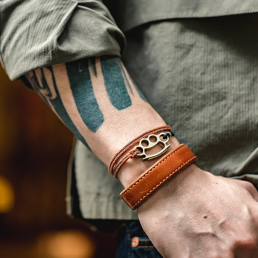 Maden Men's Retro Necklace with Boxing Finger Tiger Tough Guy Style White Copper Pendant Bracelet Jewelry Fashion Gifts