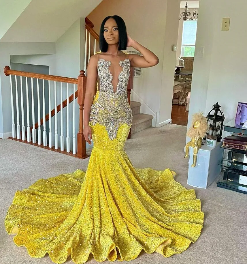 

Yellow Sparkly Mermaid Prom Reception Party Dresses for Black Girl Luxury Crystal Gillter Long Evening Birthday Gala Gown Sheer