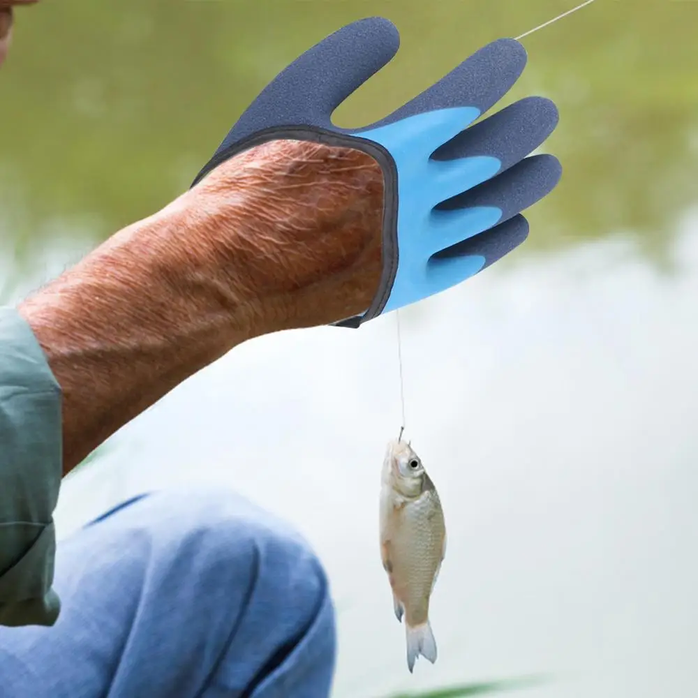 Description Picture 5 of itemFishing Catching Gloves Non-slip Fishing Gloves With Magnet Carabiner Release Hooks Waterproof Anti-stab Gloves For Winter