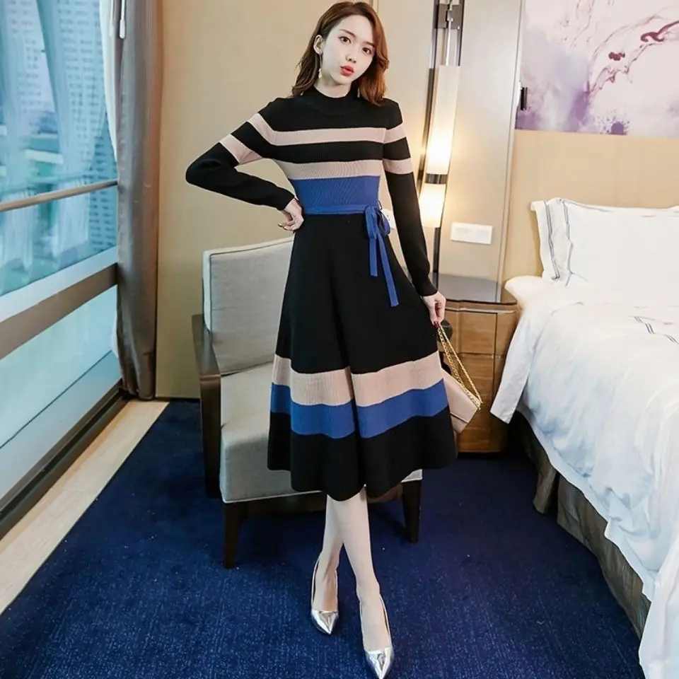 

Autumn and Winter New Thick Belt Dress Slim Waist Long-sleeved Striped Knitted Women's Long Skirt