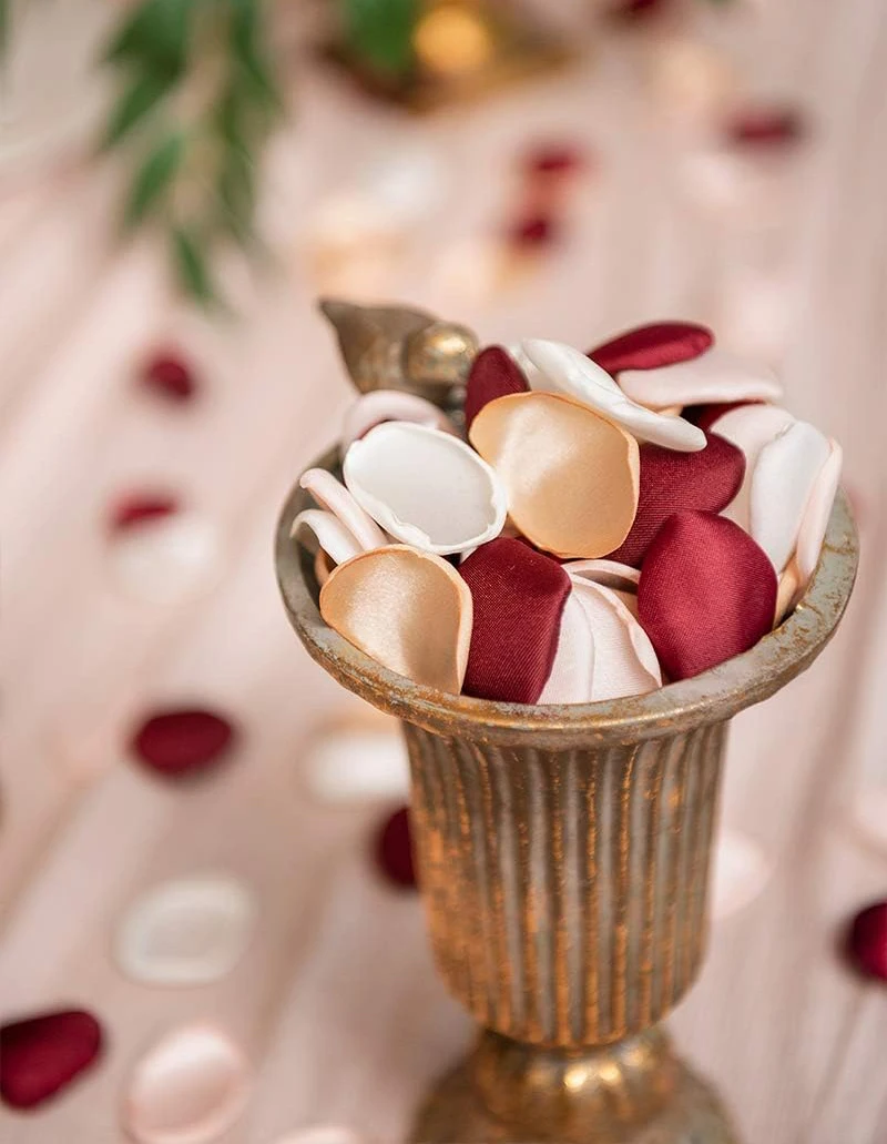 100pcs/bag Mixed Color Silk Satin Rose Petals for Wedding Marriage Table Decoration Vanlentine's Day Birthday Party Decor artificial rose petals