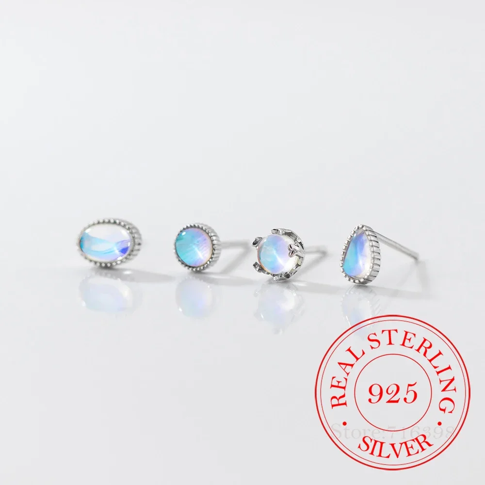 

Женские серьги-гвоздики из серебра 925 пробы с искусственным стеклом