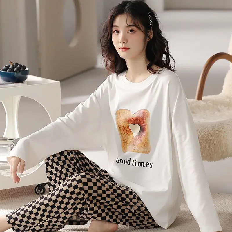 Рисунок 2 - Новейшая Пижама на весну и осень