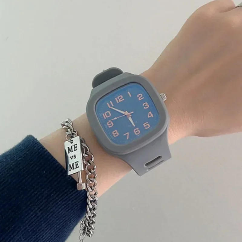 Quartz Watch Square For Men and Women Ins Style Simple Waterproof Sports Leisure Fashion Student Couple