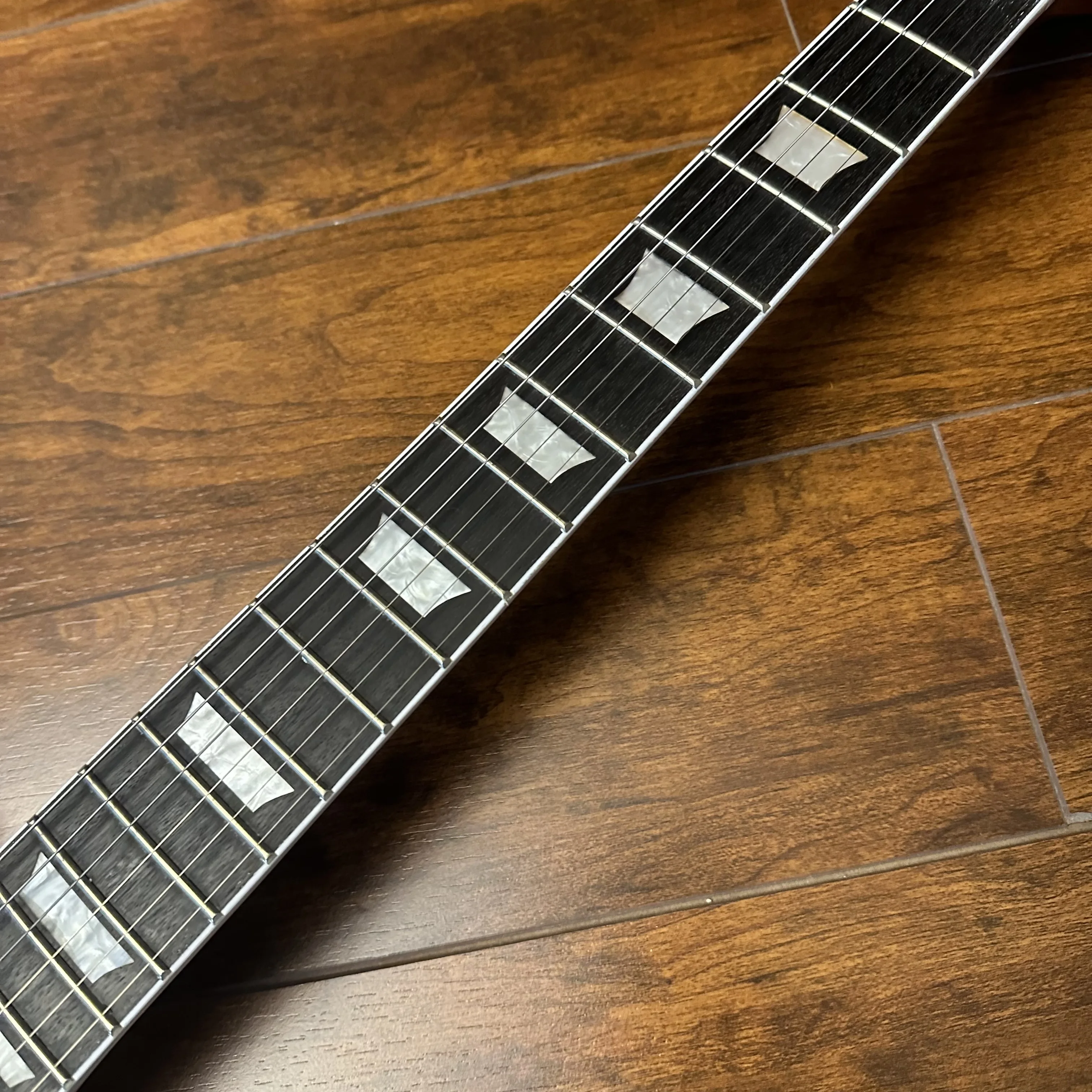 Factory SG Model G400 Brown 6 Stings Electric Guitar
