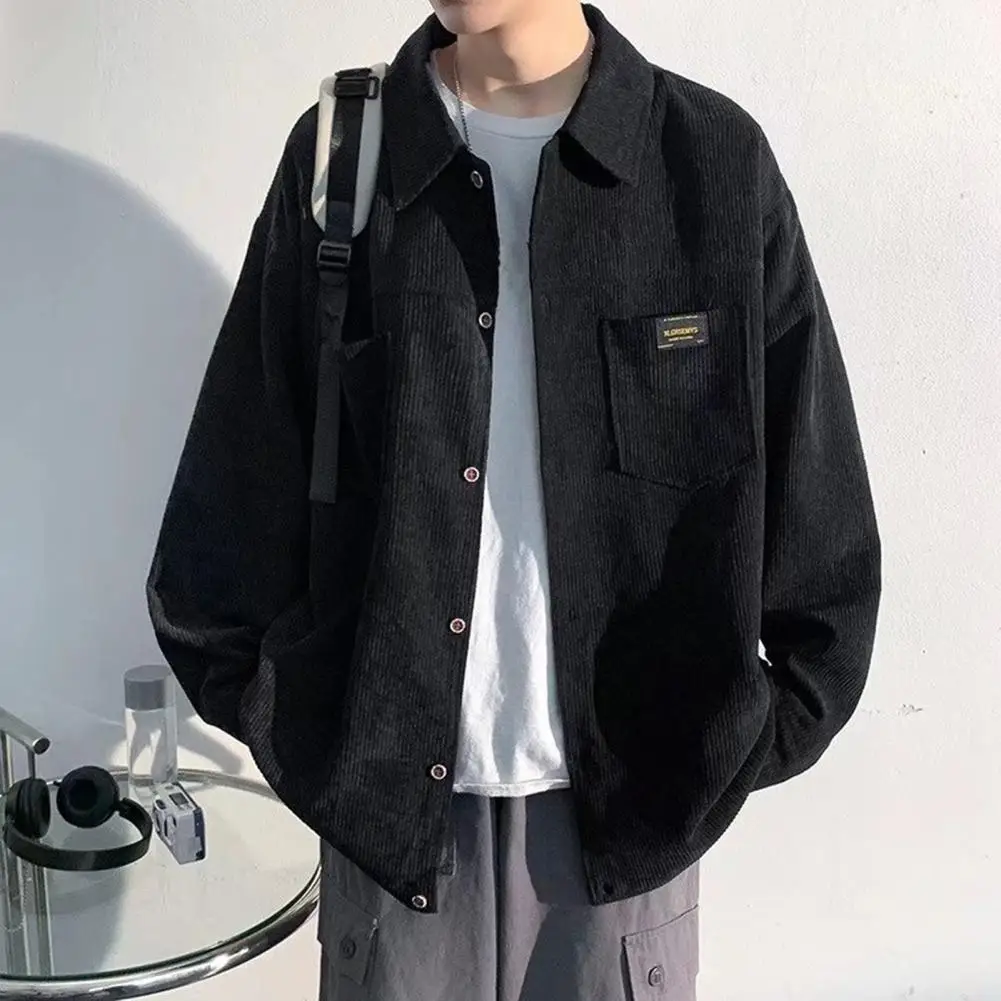 

Storage Pocket Shirt Coat Corduroy Lapel Shirt Men's Ribbed Casual Coat with Patch Pockets Stylish Single Breasted for Spring