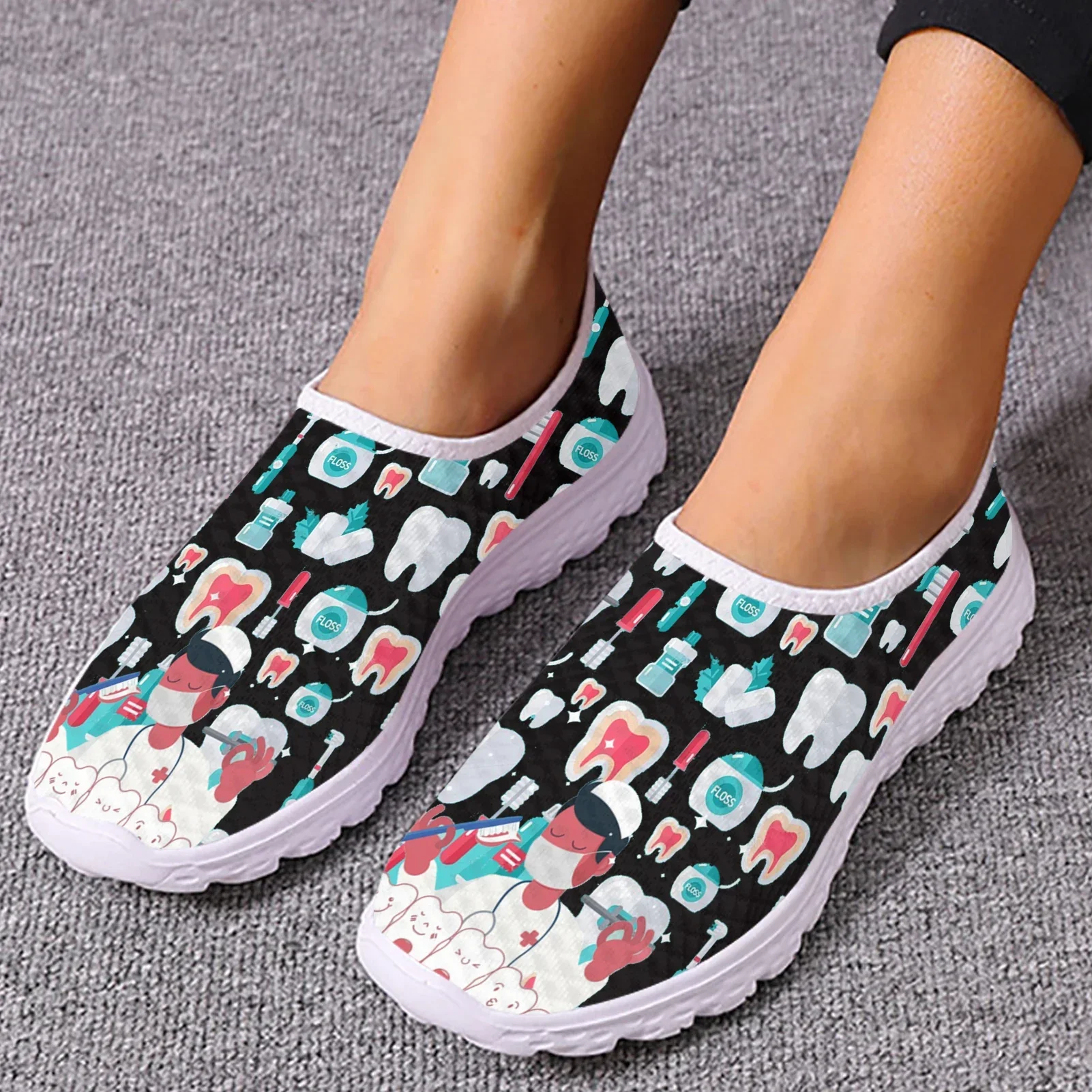 Dentist Shoes Women's Flats Cartoon Dental Nurse Print Breath Mesh Comfort Sneakers For Ladies Girls Summer Loafers