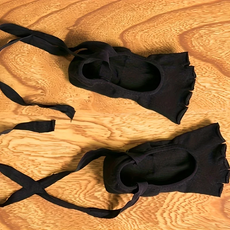 여성용 미끄럼 방지 요가 양말, 등 없는 레이스업 디자인, 실리콘 그립, 요가 및 댄스 중 밸런스 및 안정성 향상