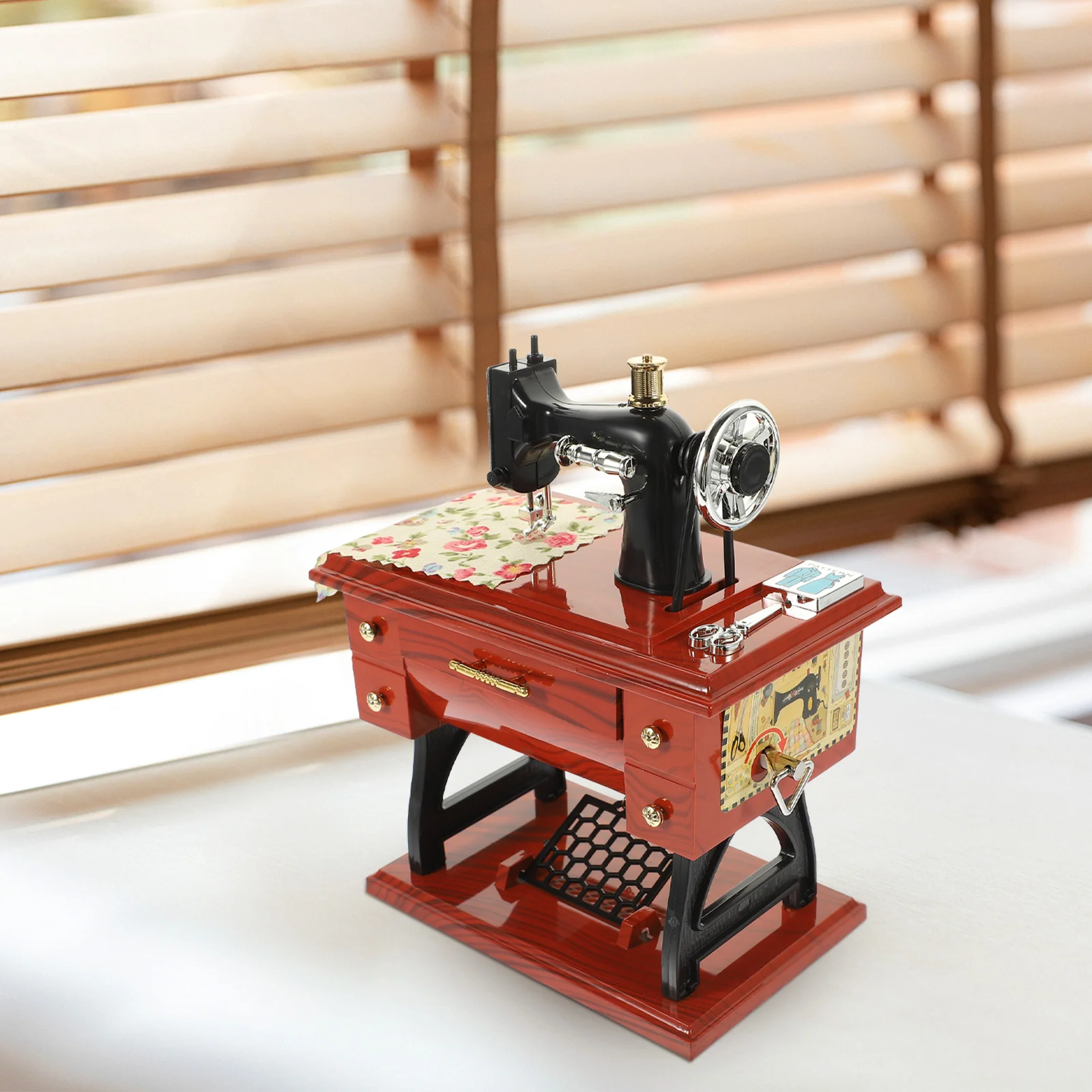 

Vintage Music Box Sewing Musical Toy Sewing Machine Music Sartorius Model Play Creative Gift