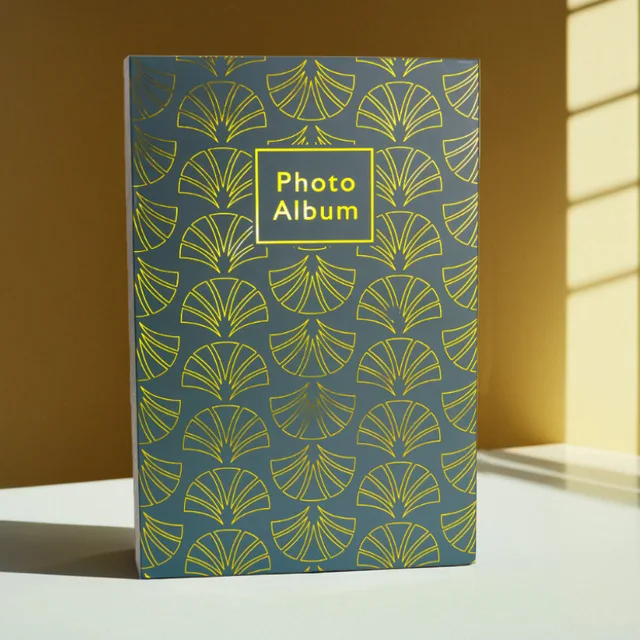 L'album photo 4x6 avec 300 poches est une couverture d'album en papier haut de gamme adaptée à tous les types de photos d'anniversaire et de vacances 4