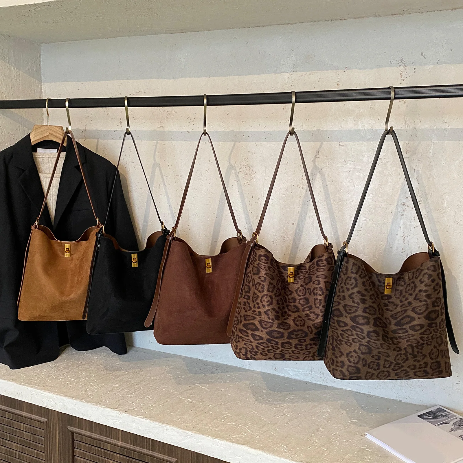 Faux Suede Retro Bucket Shoulder Bag Large Capacity Frosted Crossbody Bag Trendy Underarm Bag Travel Date Work Armpit Bag