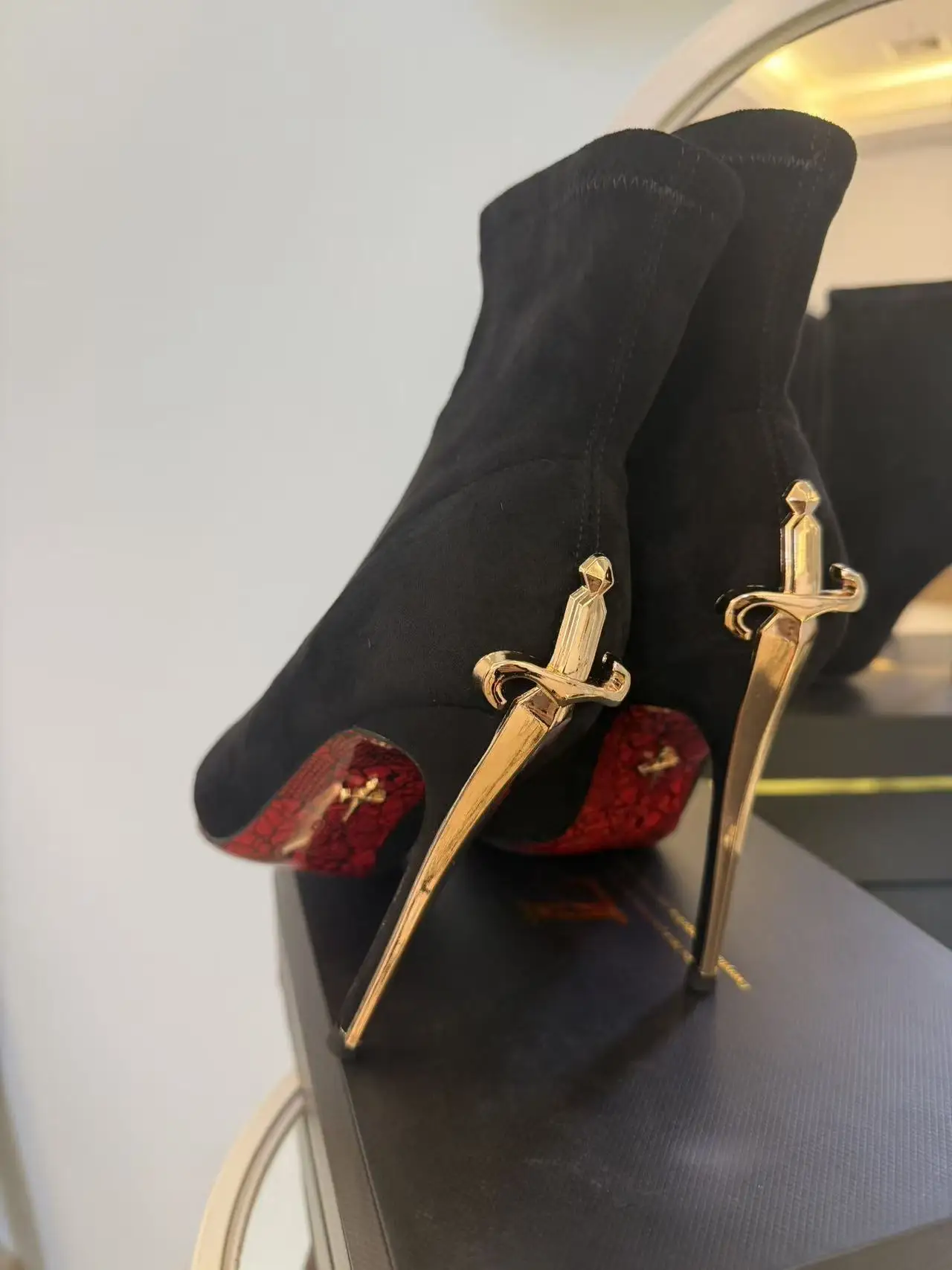 Red sole detail