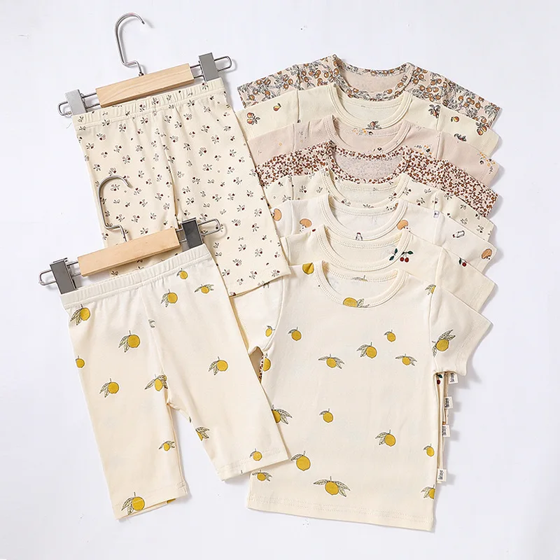 New Summer Clothes Boy Girl Pajamas Cute Print O-neck Short Sleeve T-shirt+Knee Length Pants Newborn Home Wear Nightgown E23072