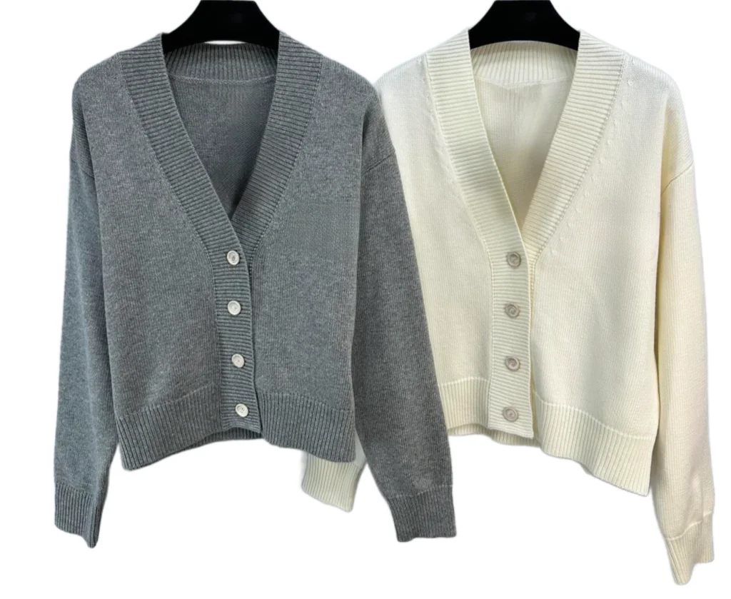 

Cardigan jacket V-neck short slim-fit version solid color single-breasted design warm and comfortable 2023 autumn/winter