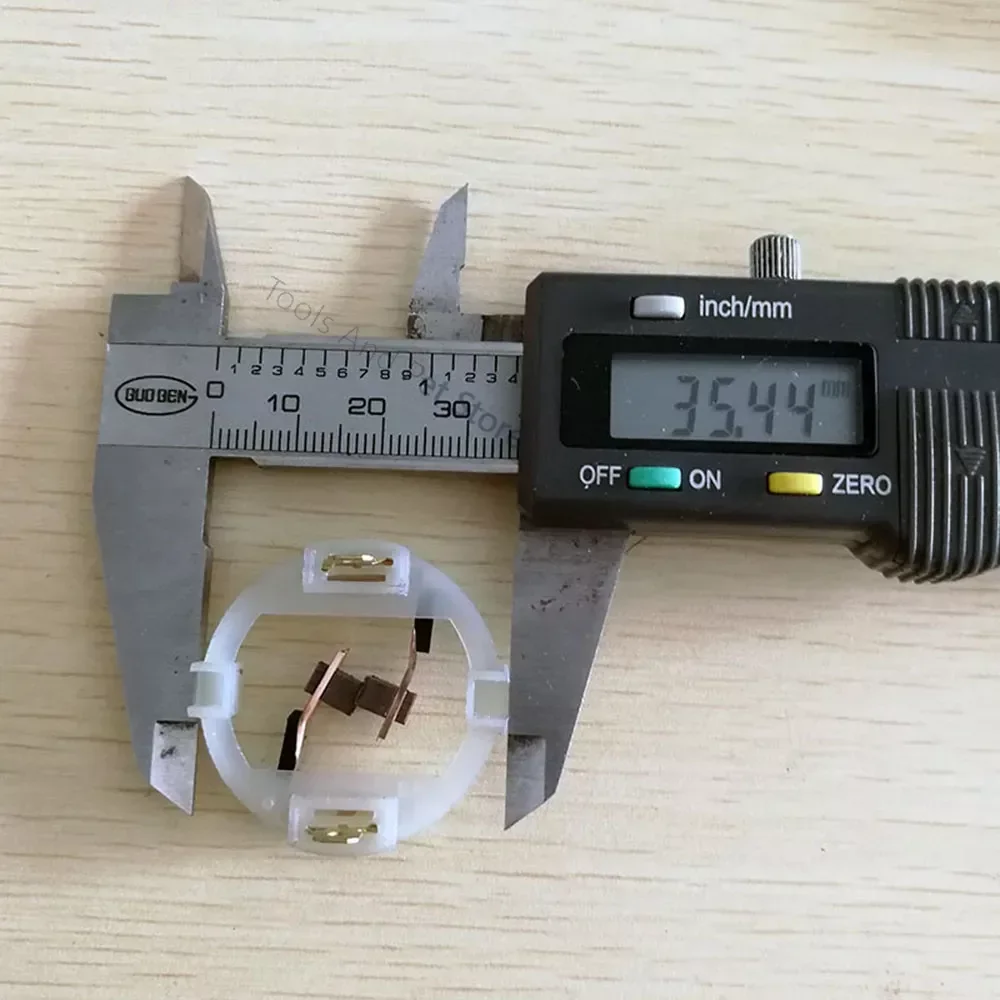 

4Pcs RS550 Motor Carbon Brush Holder For 545 HC683LG DC Motor