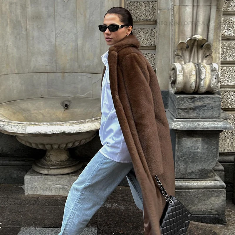 Neo Mint 2024 Winter Luxury Faux Mink Fur Coat Women Iconic Brand Long Outerwear Jacket Crystal Hooks Street Style Warm Overcoat 2
