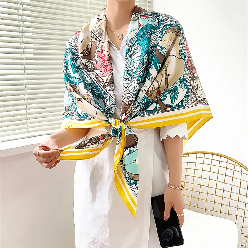 Рисунок 2 - Роскошный женский шарф на все четыре сезона