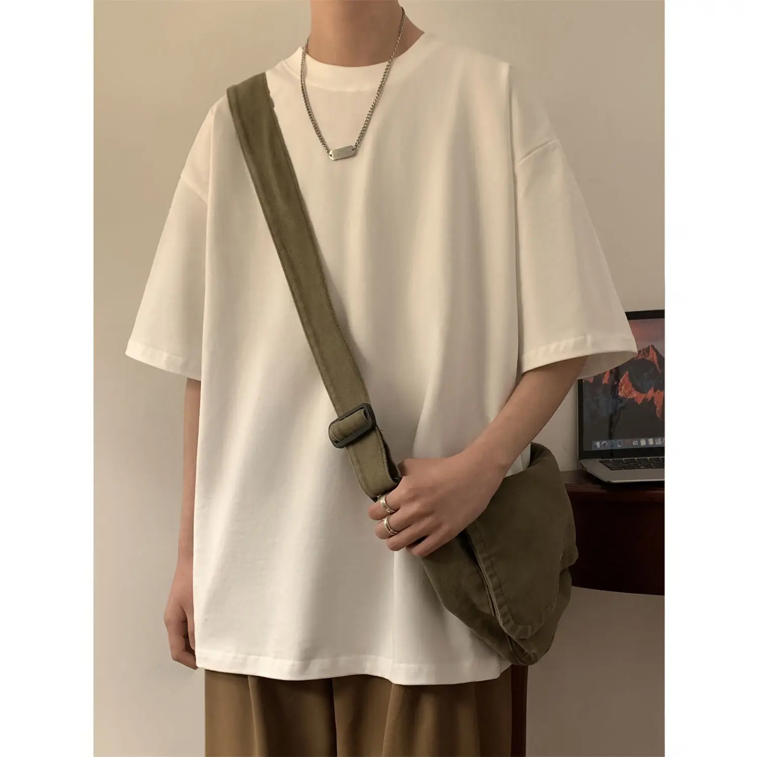 

Solid Color Short Sleeved T-shirt for Men Summer Fashion Brand Clothing Half Sleeved Cotton Loose and Simple Fashion Casual Top