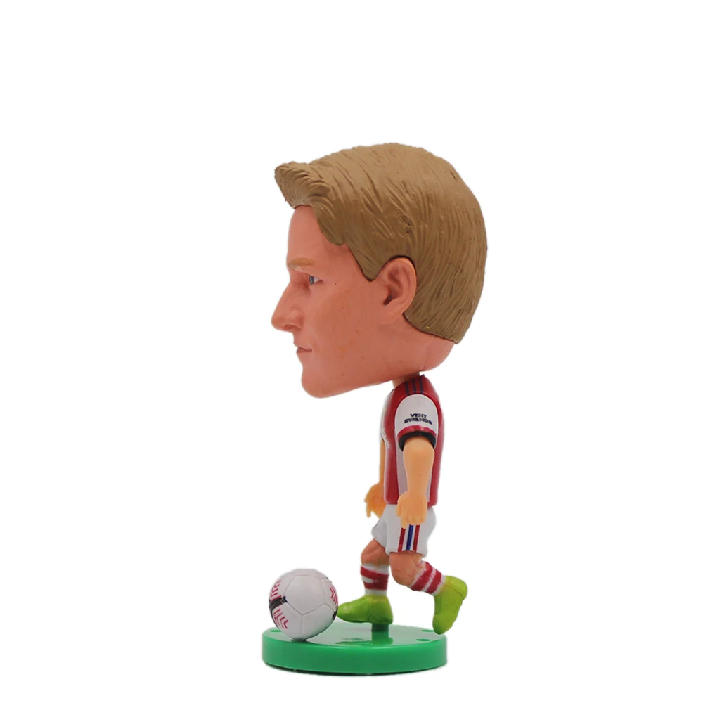 6.5cm Height Club Scene Model Toys Resin Figurine Doll 3