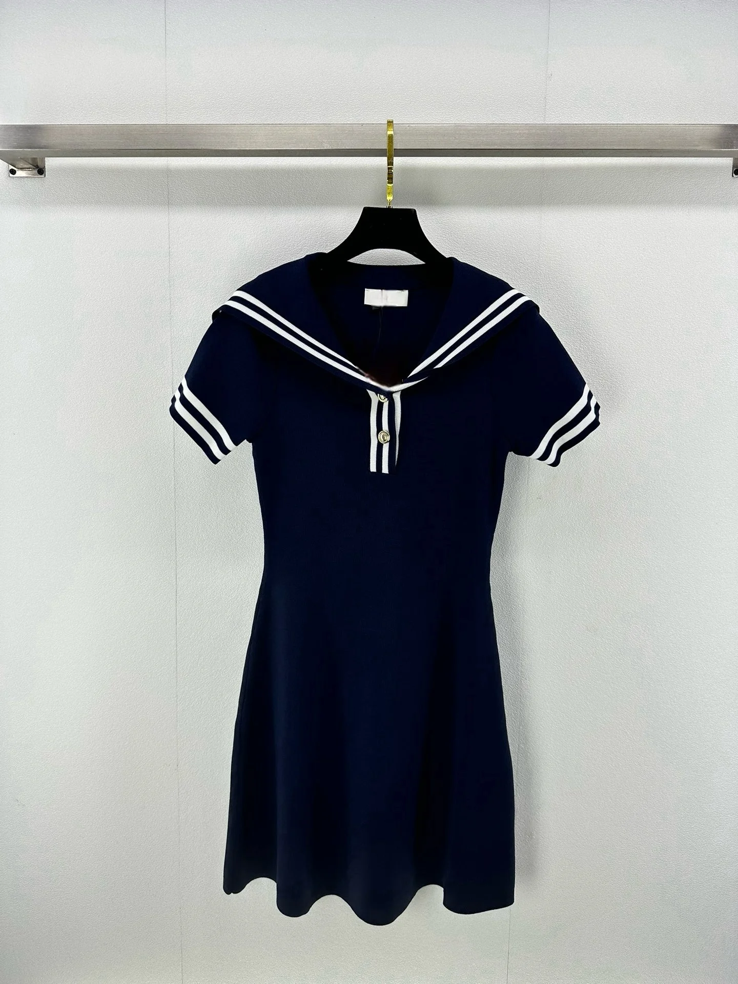 

2024 Spring/Summer Sailor Collar Shawl Collar Knitted Short sleeved Skirt Fashionable Small V-neck Dress