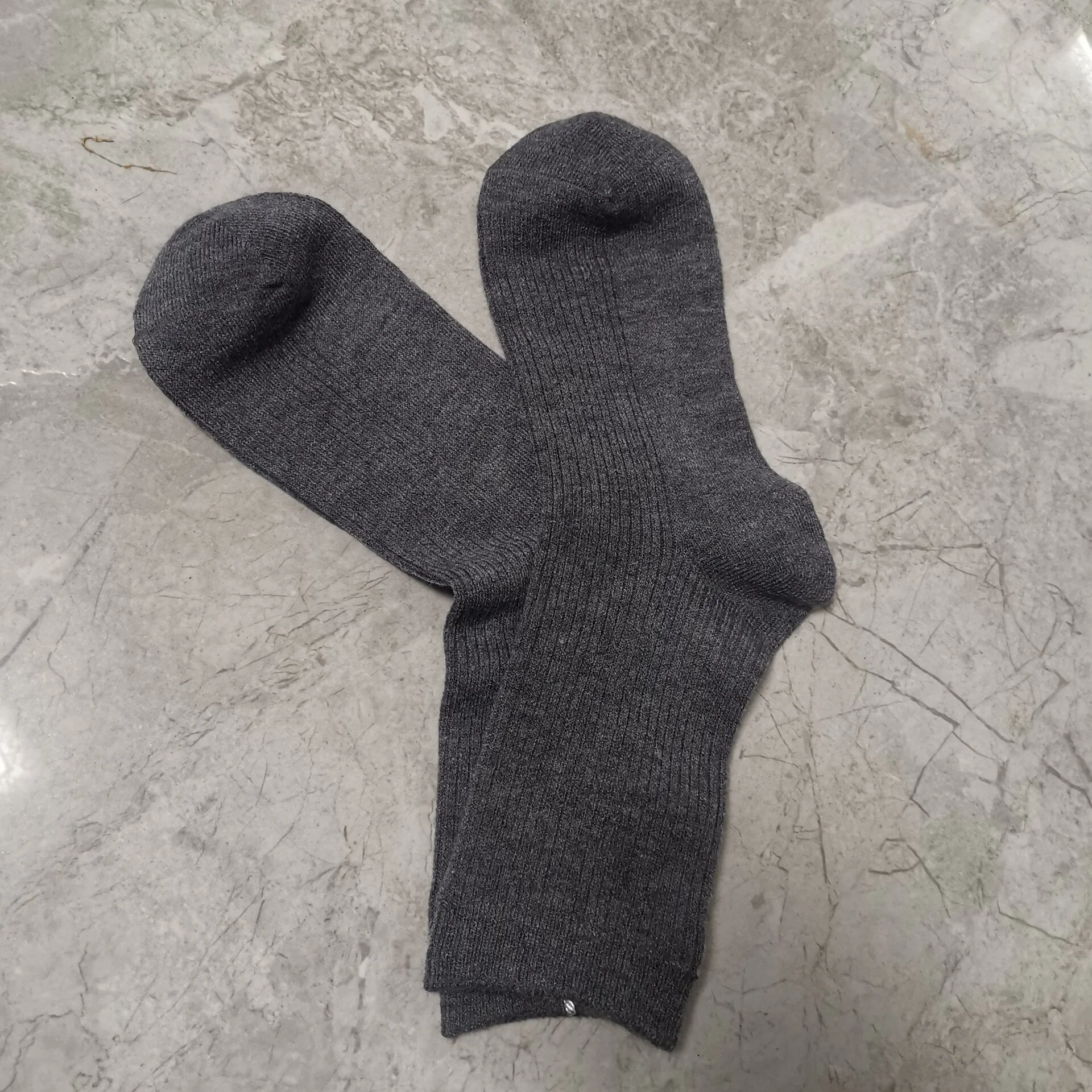

100% High Quality Cashmere Wool Socks Women Winter Cashmere Socks Men Very Warm 2 Pairs Random Color
