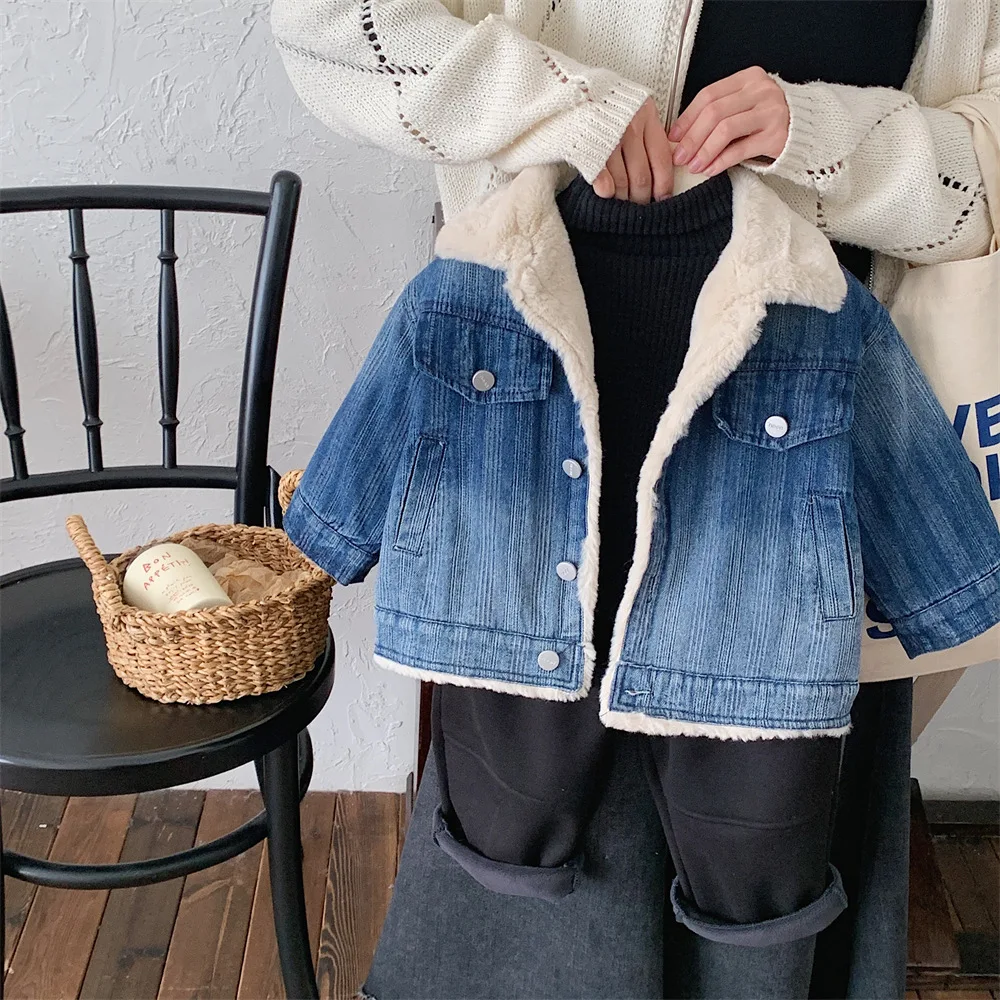 ��̿� �䳢 �� �׶��̼� ���� ��Ʈ, ���� ���� ���� ������ ��Ŷ, ���� �β��� �ѿ�, 2023 ���� �ܿ� �Ż�