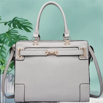 Luxury PU Leather Pet Carrier 6