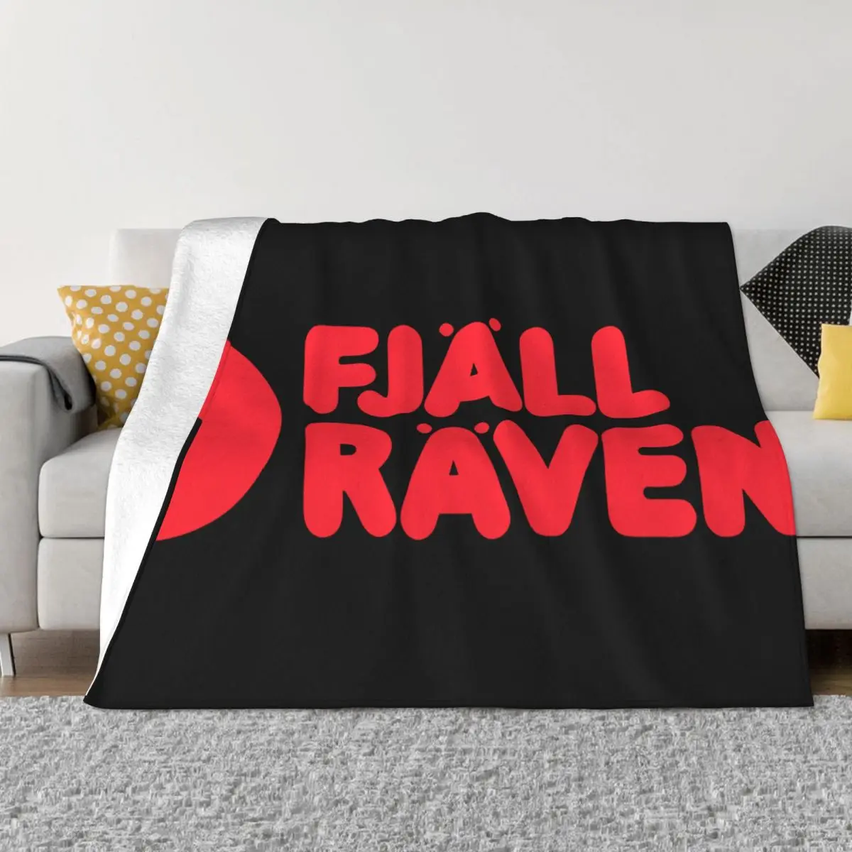 Semplice Copriletto Con Logo Fjallraven Sulla Coperta Della Ragazza Del Letto