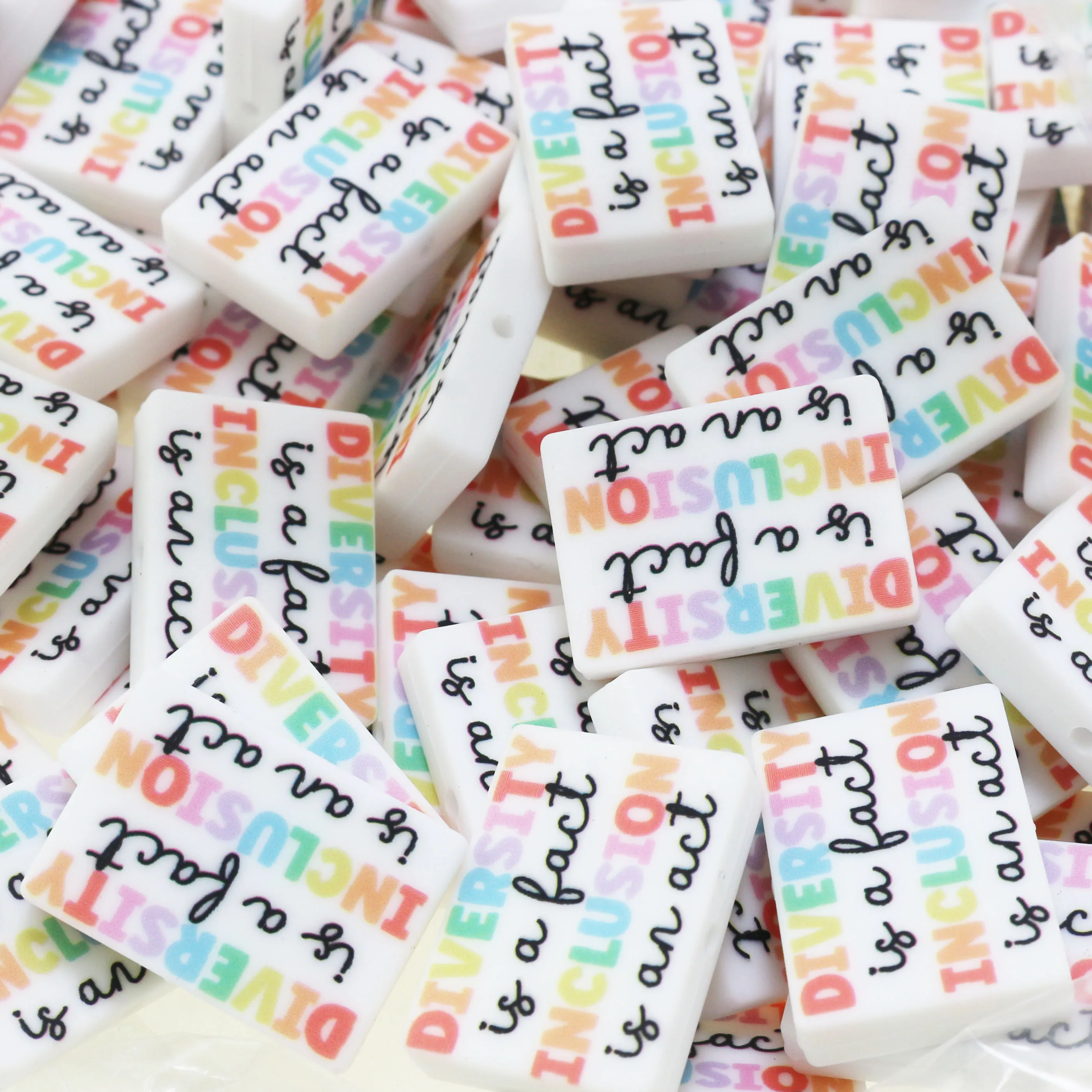 

New 10Pcs Jesus Nurse Cow Teach Saying Word Colorful Pattern Rectangle Focal Silicone Beads Printed For Making Pens Keychain