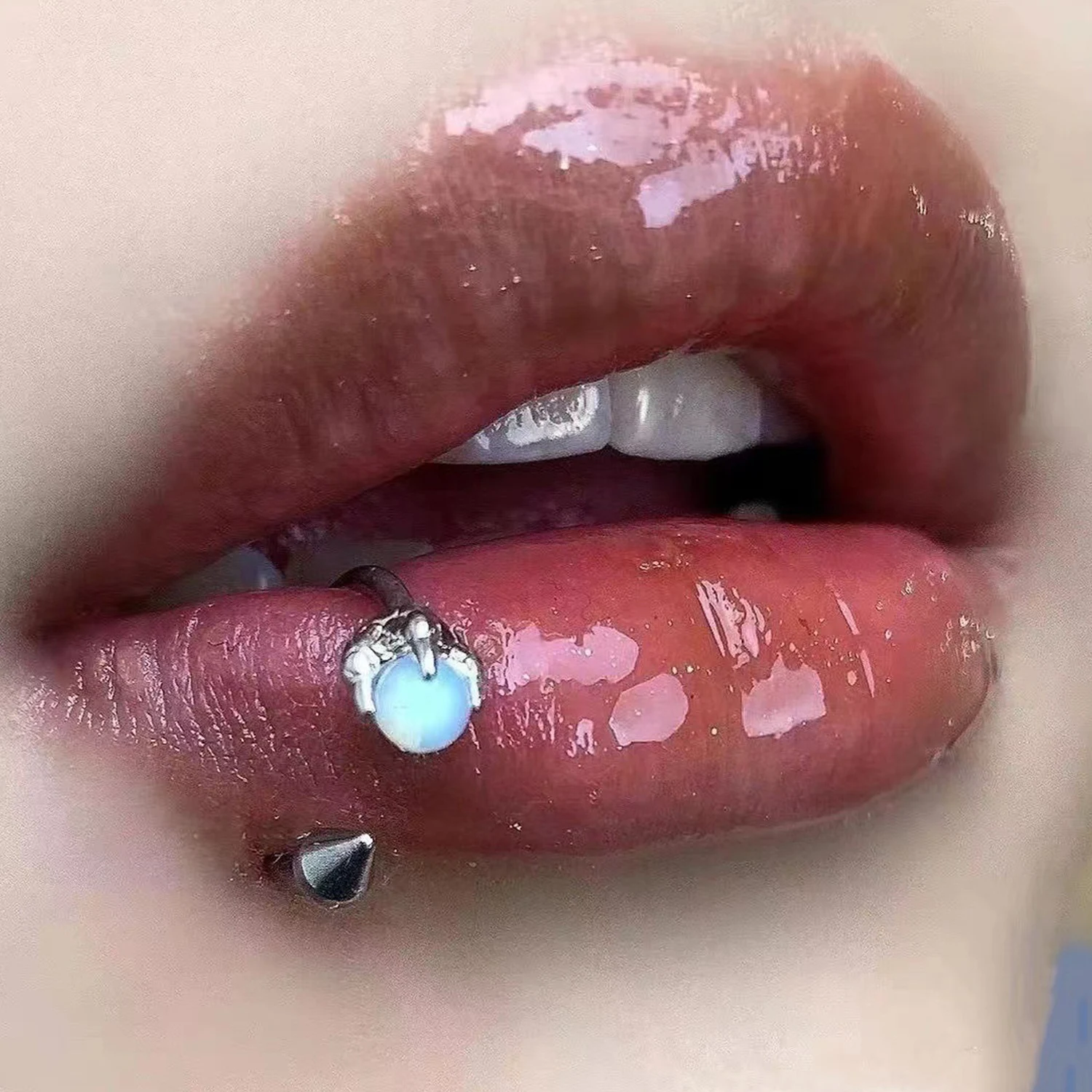 Cool Girls Dragon Claw Four Claw Opal Lip Ring Piercing All'Orecchio Intarsiato Zircone Acciaio Al Titanio Helix Ear Bone Piercing Per Unghie Gioielli