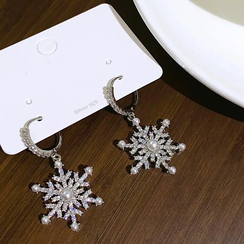 Trendy Sparking Snowflake Firework Earrings for Women Exquisite Shiny Zircon Imitation Pearl Christmas Party Jewelry Gift