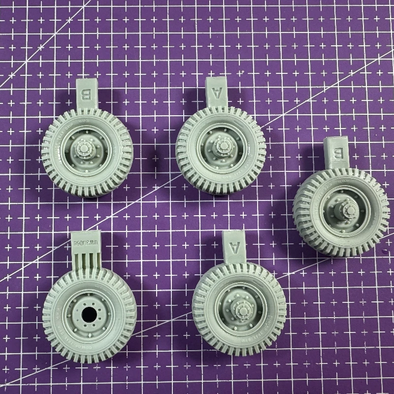 1/35 캐스팅 레진 모델 조립 키트, GK. 레진 타이어 세트, 무도색 (35GM0011)