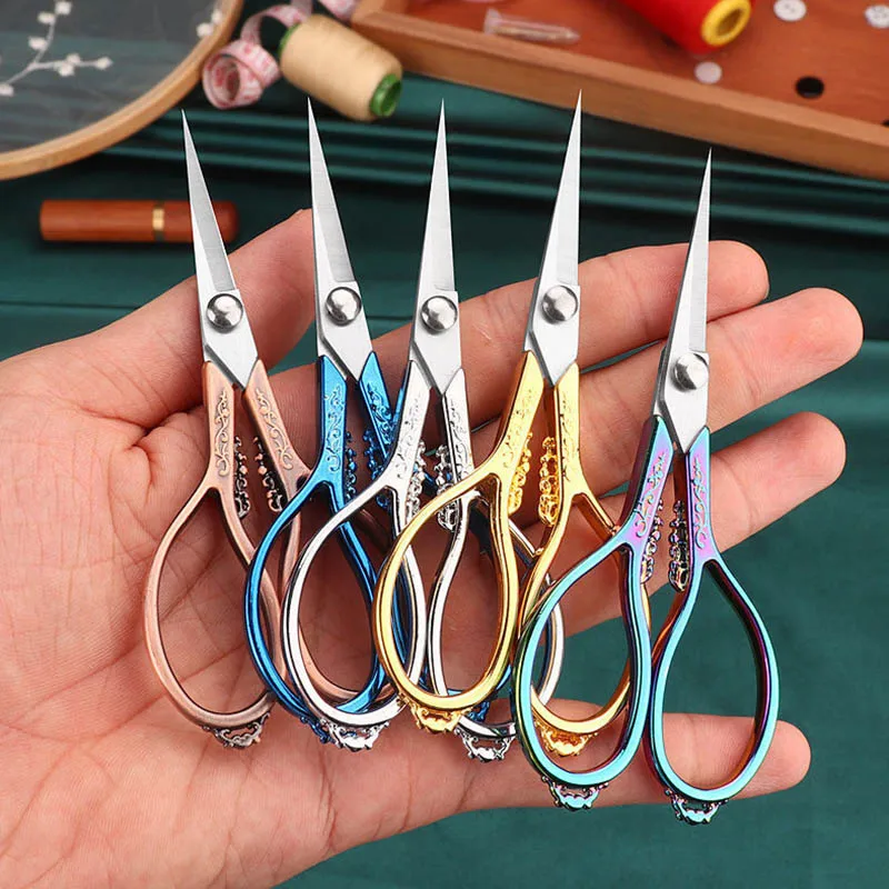 

Retro Tailor Scissors Stainless Steel Antique Vintage Scissors for Cross Stitch Embroidery Handicraft Household Sewing Shears