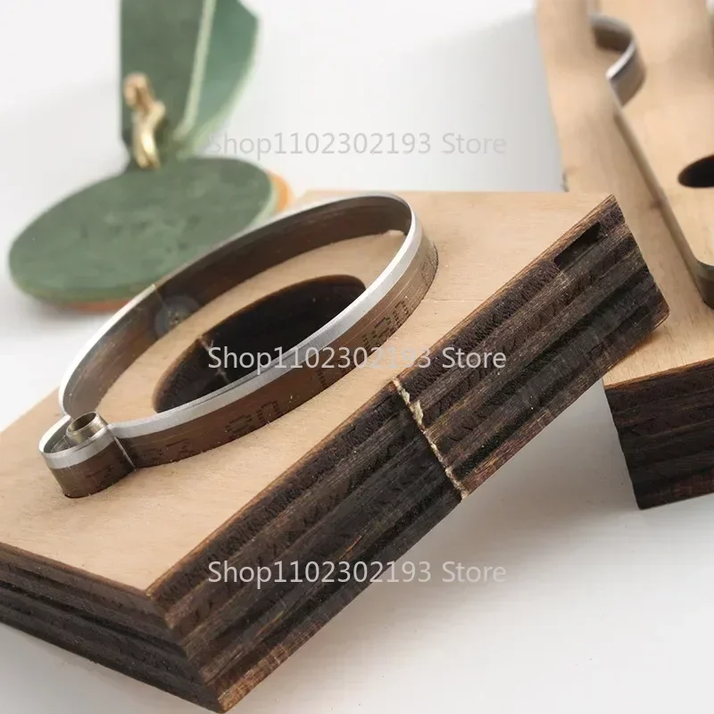 Leather craft DIY key chain Steel blade die cut Steel punch tool Pendant cutting mold Wood dies cutter template Leather crafts