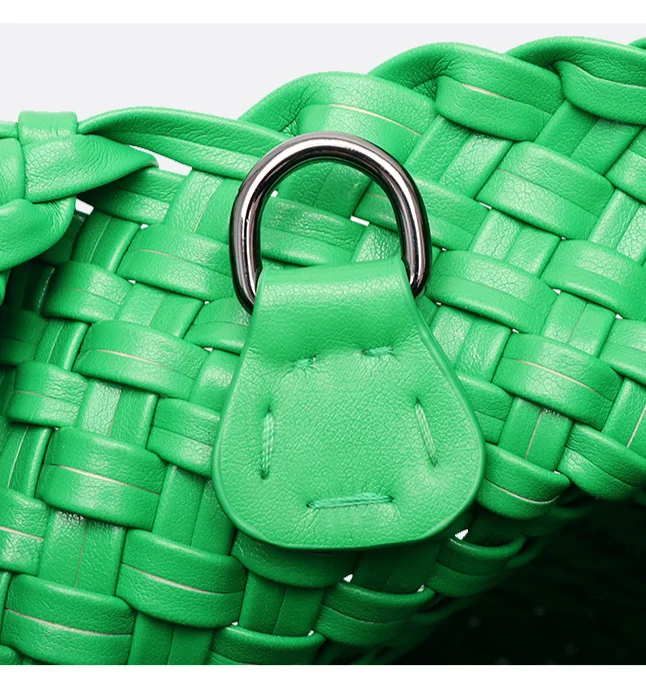 Ein Nischendesign gewebter Handtaschenkorb, modische trendige Umhängetasche mit einer Schulter, Sommer neue vielseitige Mutter und_voghion.com