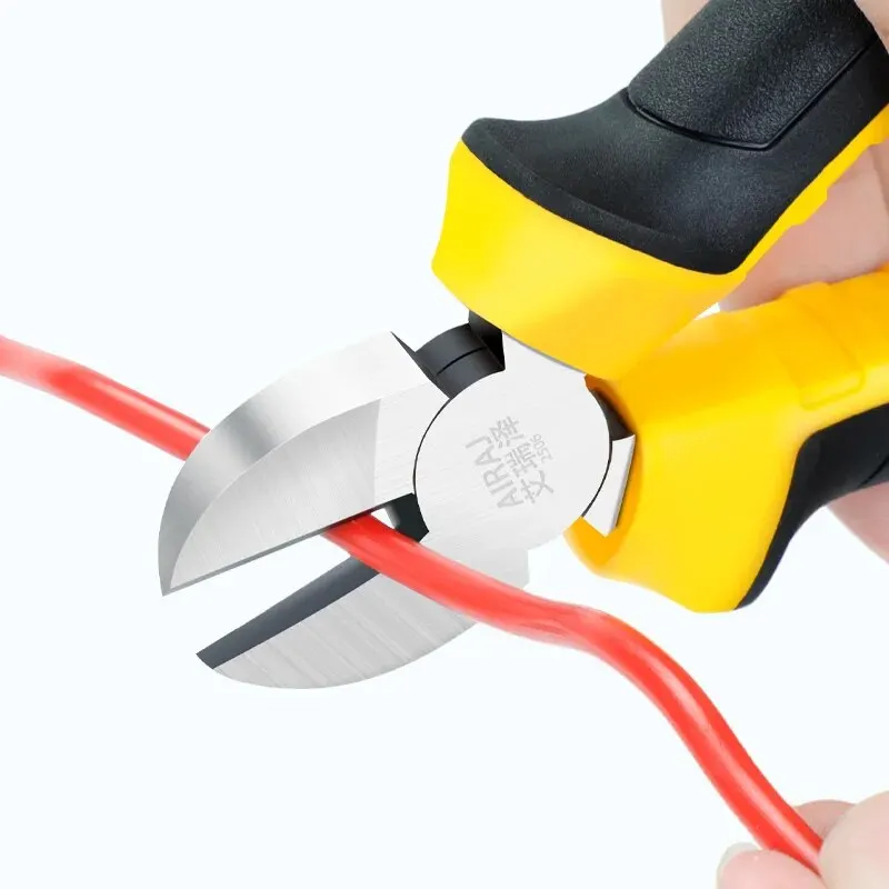 3 Types Of Pliers Including 8-Inch Wire Pliers 6-Inch Pointed Nose Pliers Diagonal Pliers Suitable For Household Use