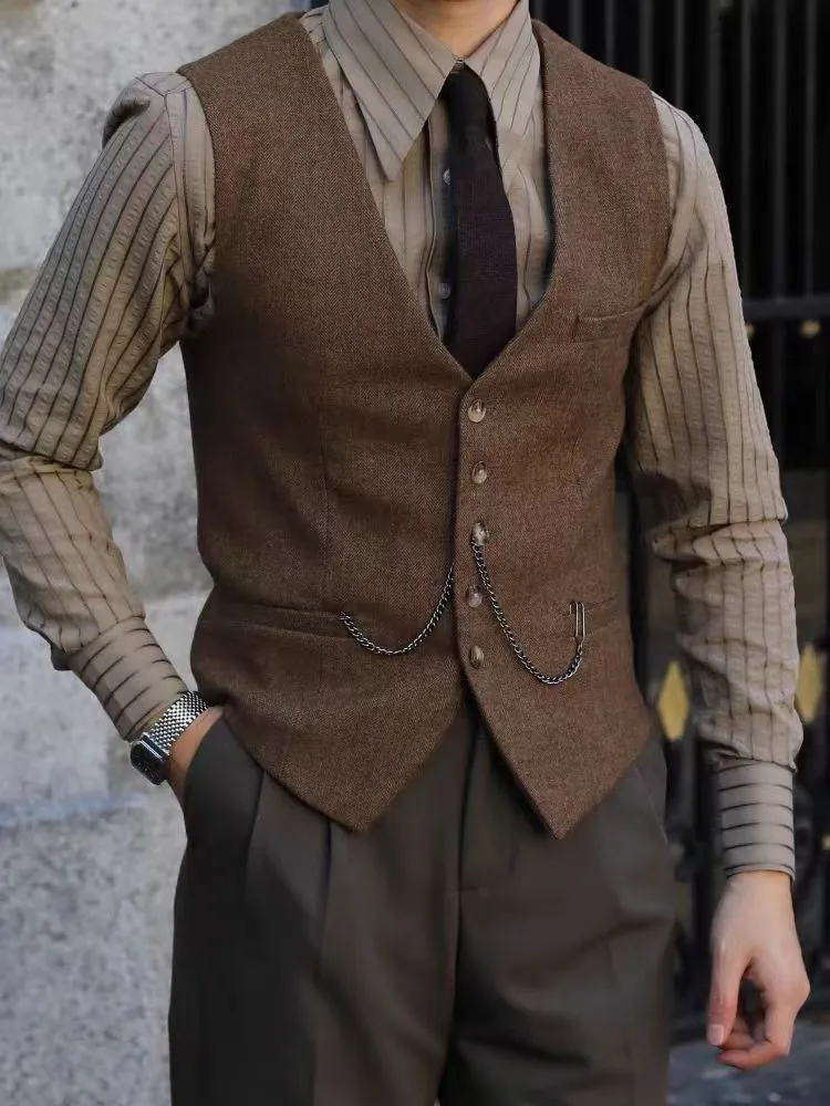 Elegante braune einreihige Woll-Tweed-Hochzeitsanzugweste im britischen Vintage-Stil mit Fischgrätenmuster und Fischgrätenmuster – Detail 3