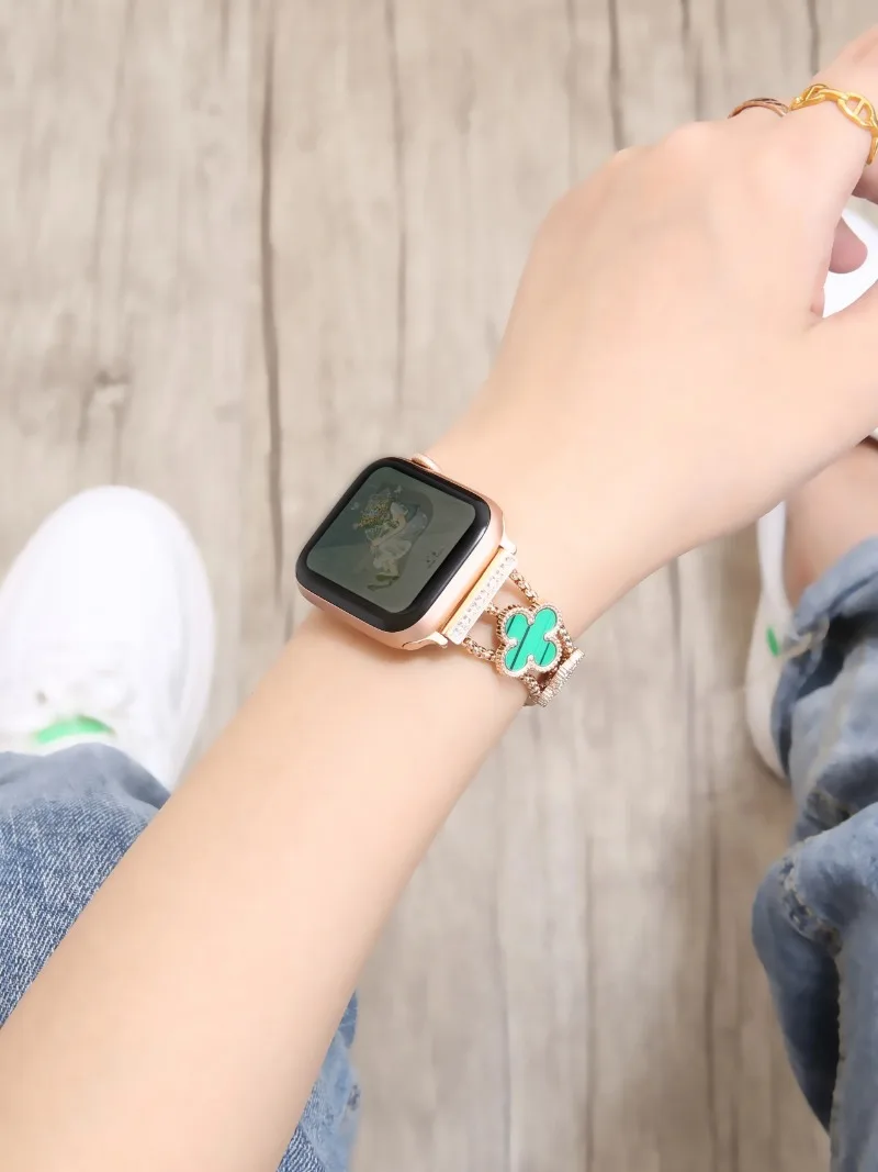 Elegant Diamond Fashion Metal Strap for Women - Premium Wristband for Smartwatches
