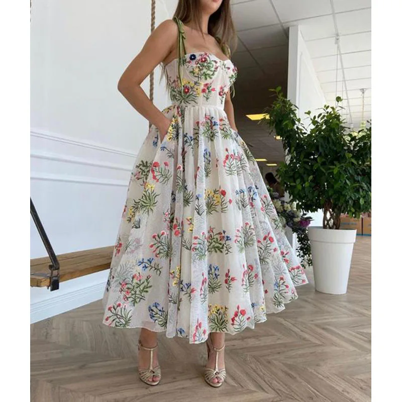

2024 New Women's Flower Embroidered Long Dress Waist Cinched Sexy Cross Strap Open Back Suspender Dress