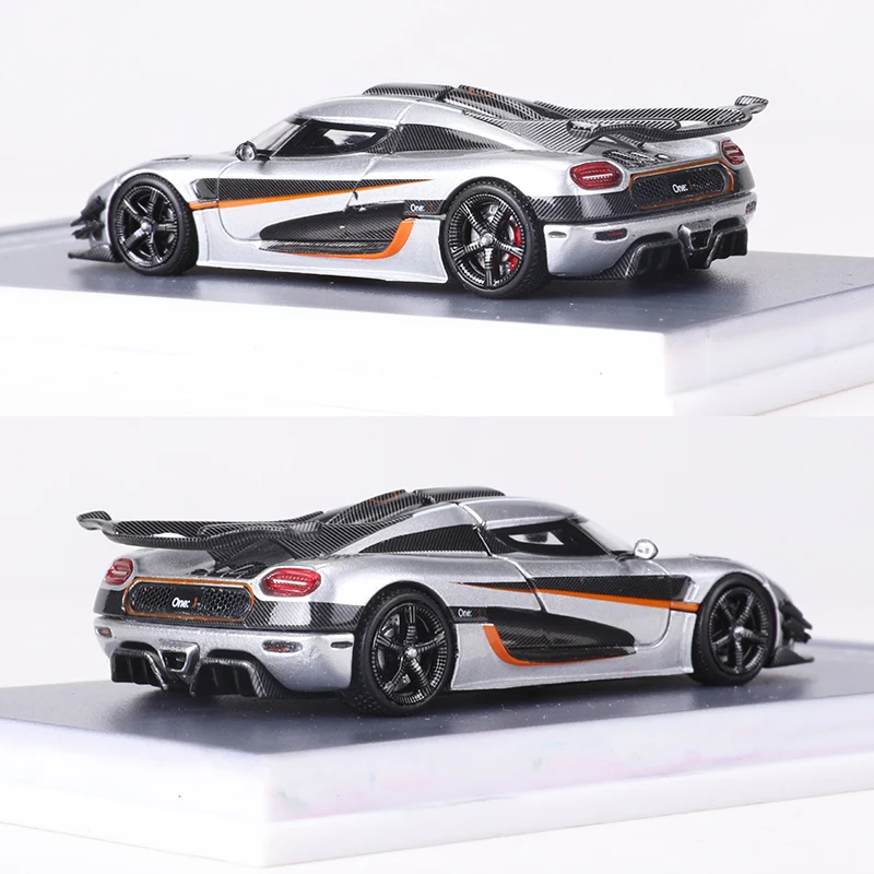 MJ 1:64 One:1 Black/White Diecast Model Car Limited Edition 499