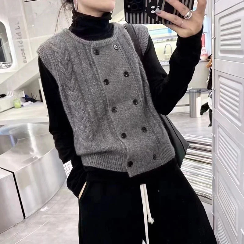 

High-Grade Twist Sweater Vest Cardigan Women Autumn and Winter French sle Stacked Knit vest Sleeveless Waistcoat Top Thickened