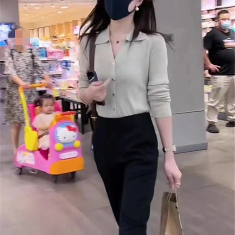 New Polo Collar Long-sleeved Sweater Button-up High-end Design Chic Knitted Cardigan Bottoming Top