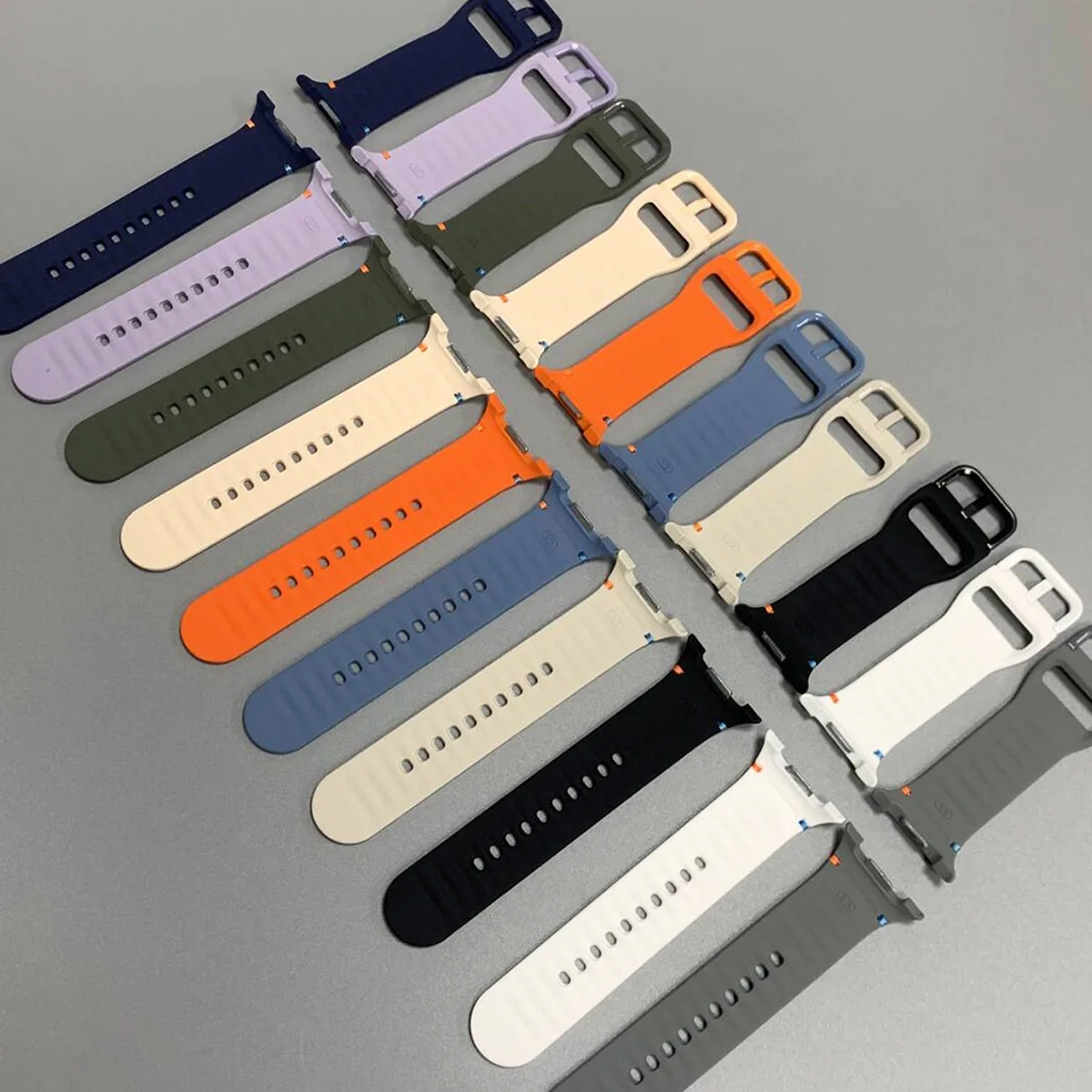 Official Silicone Sports Strap for Galaxy Watch 8 / Classic - Durable, Comfortable Fit Bracelet