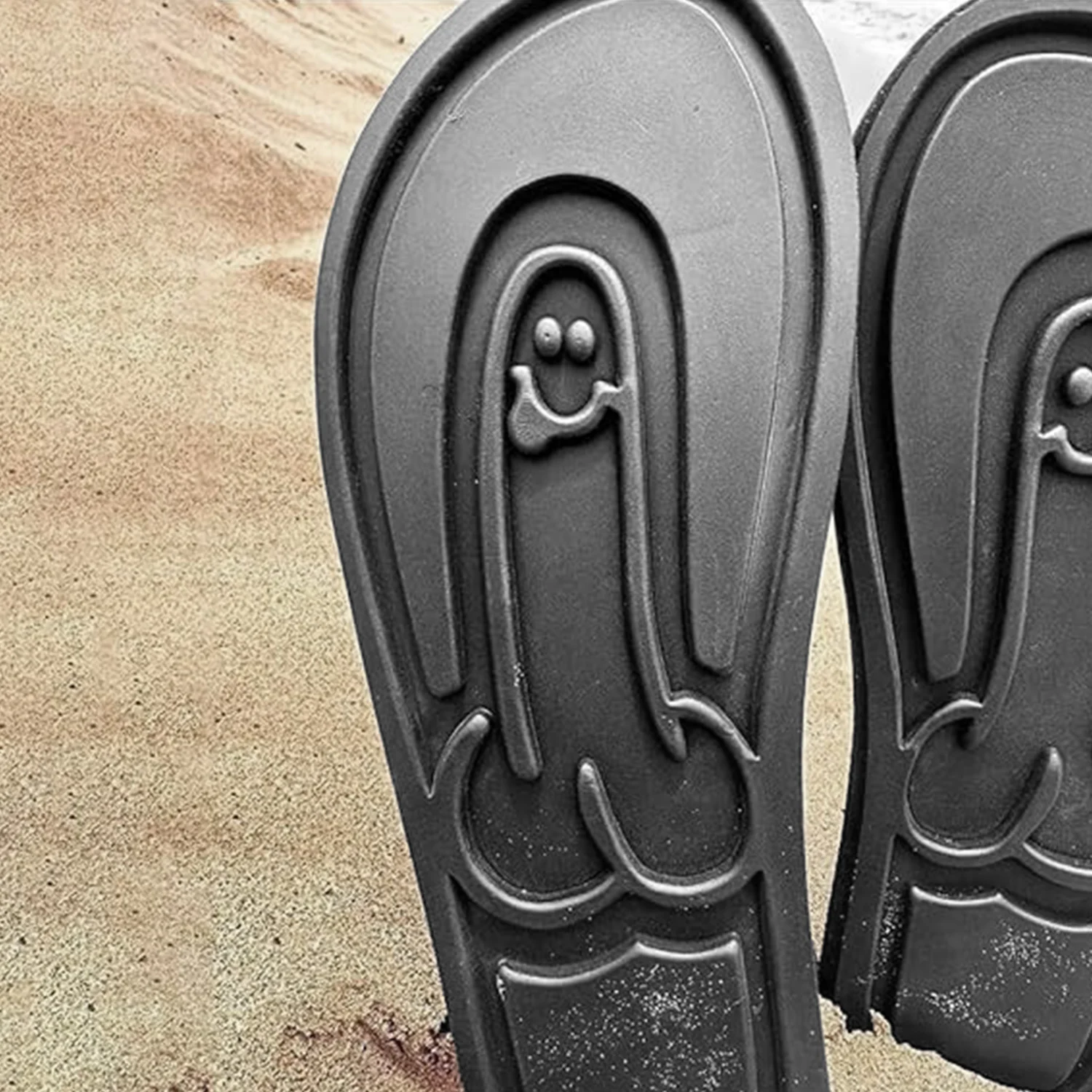 Flip Flops and Summer Sandals for Men's Beach Comfort