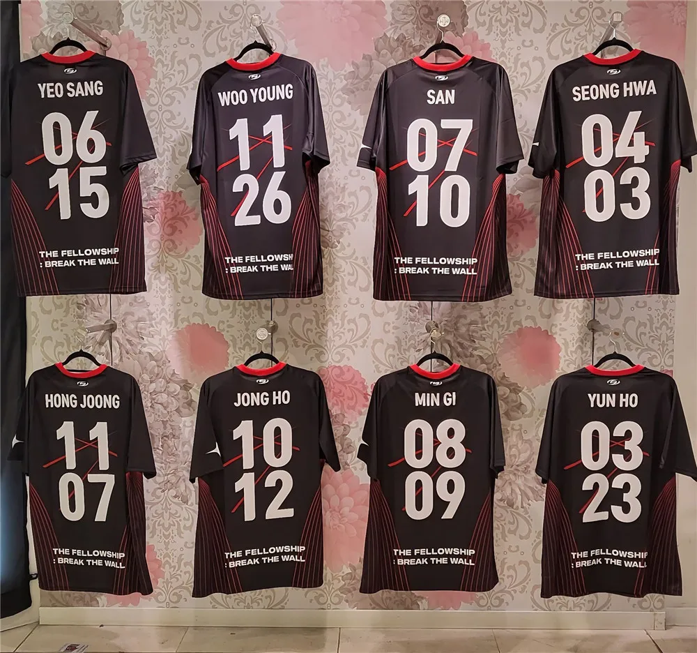 ATEEZ T-shirt 2