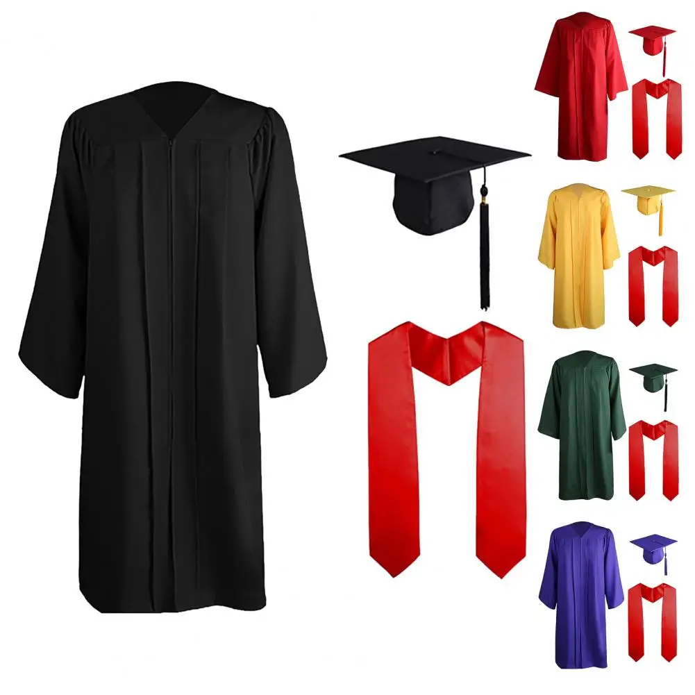 3Pcs/Set This academic gown set includes a academic gown, a fringed academic hat and a cape.