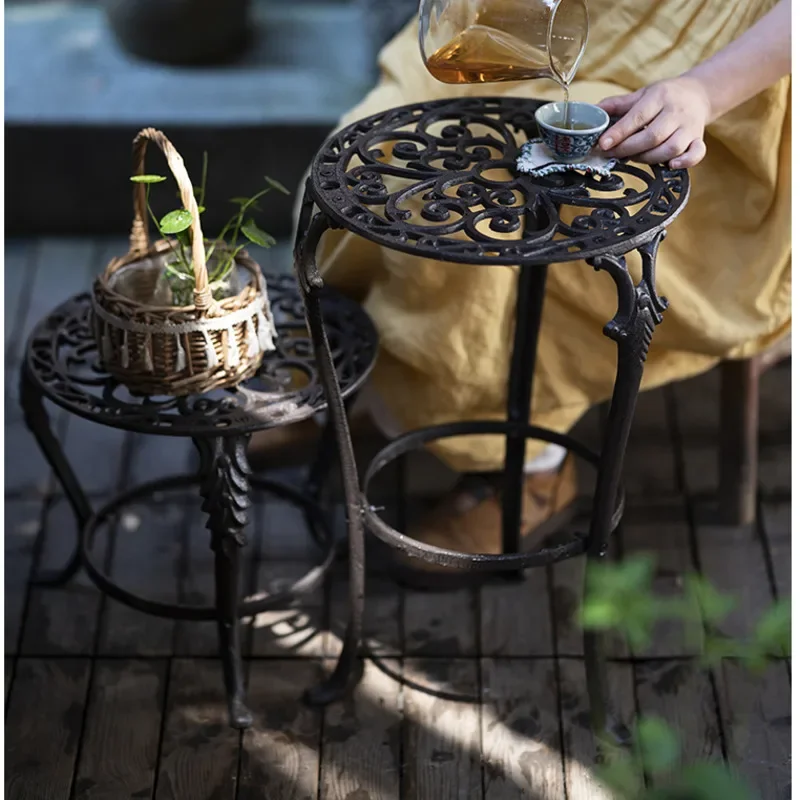Living Room Standing Bonsai Frame 2-Layer Cast Iron Plant Shelves, Creative Balcony Flower Pot Stool Hollow Out Decorative Shelf