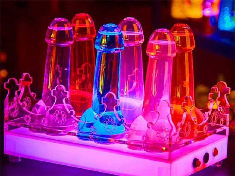 Description Picture 5 of itemTransparent Glass Cup Wine Martini Cocktail Glasses Bottle Beer Juice Wine Glass Cup Bar Pub Party Funny Decoration Cup Gifts